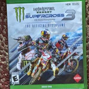 Monster Energy Supercross - The Official Videogame 3 (Xbox One)‎